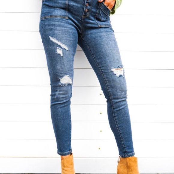 Cargo Patch pocket high rise skinny jeans by Judy Blue - Picture 5 of 10